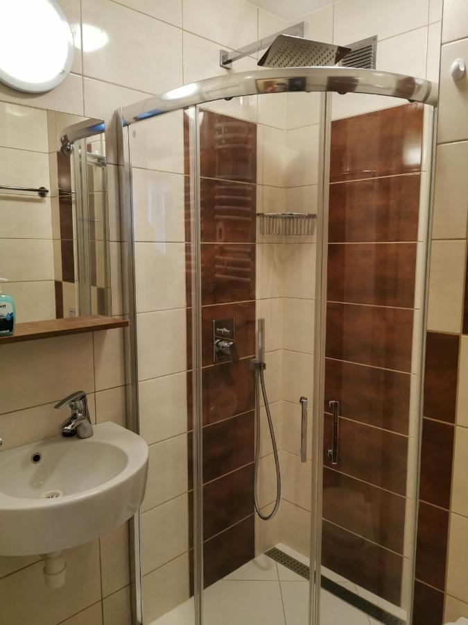 Osrodek Wczasowy Tryton Hotel ชวีโนวิชแจ ภายนอก รูปภาพ