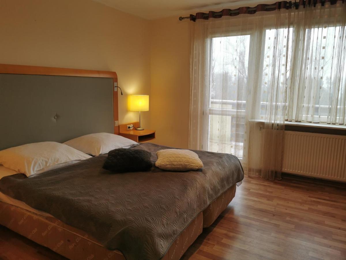 Osrodek Wczasowy Tryton Hotel ชวีโนวิชแจ ภายนอก รูปภาพ