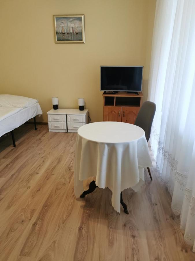 Osrodek Wczasowy Tryton Hotel ชวีโนวิชแจ ภายนอก รูปภาพ