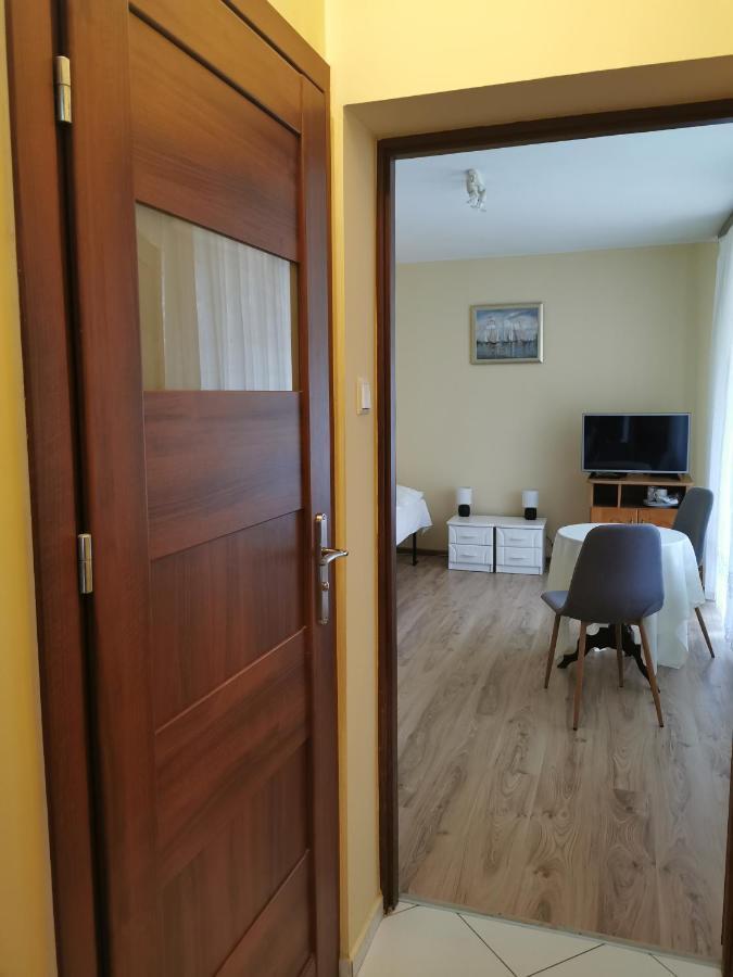 Osrodek Wczasowy Tryton Hotel ชวีโนวิชแจ ภายนอก รูปภาพ